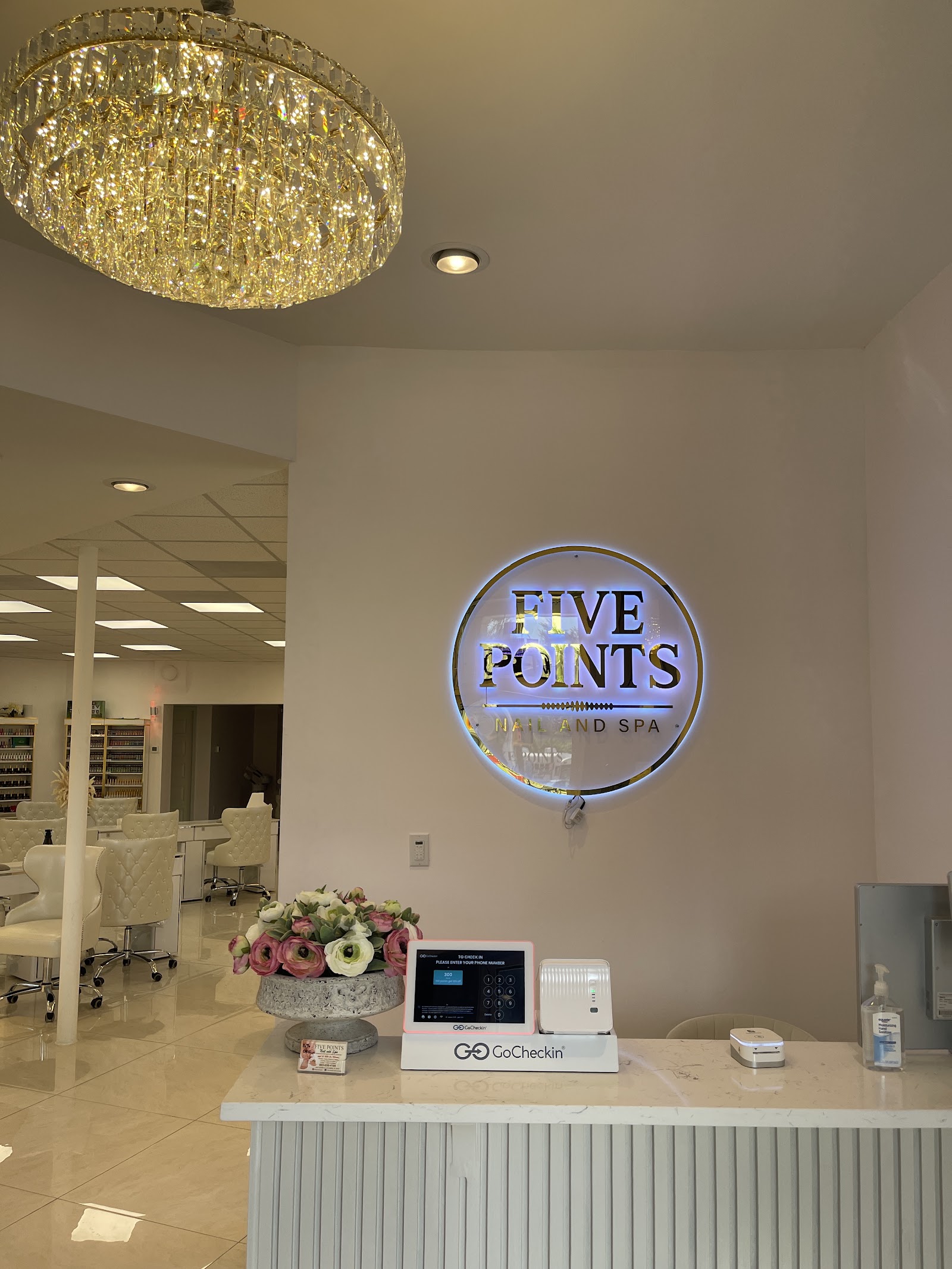 Five Points Nails And Spa nail photo 2